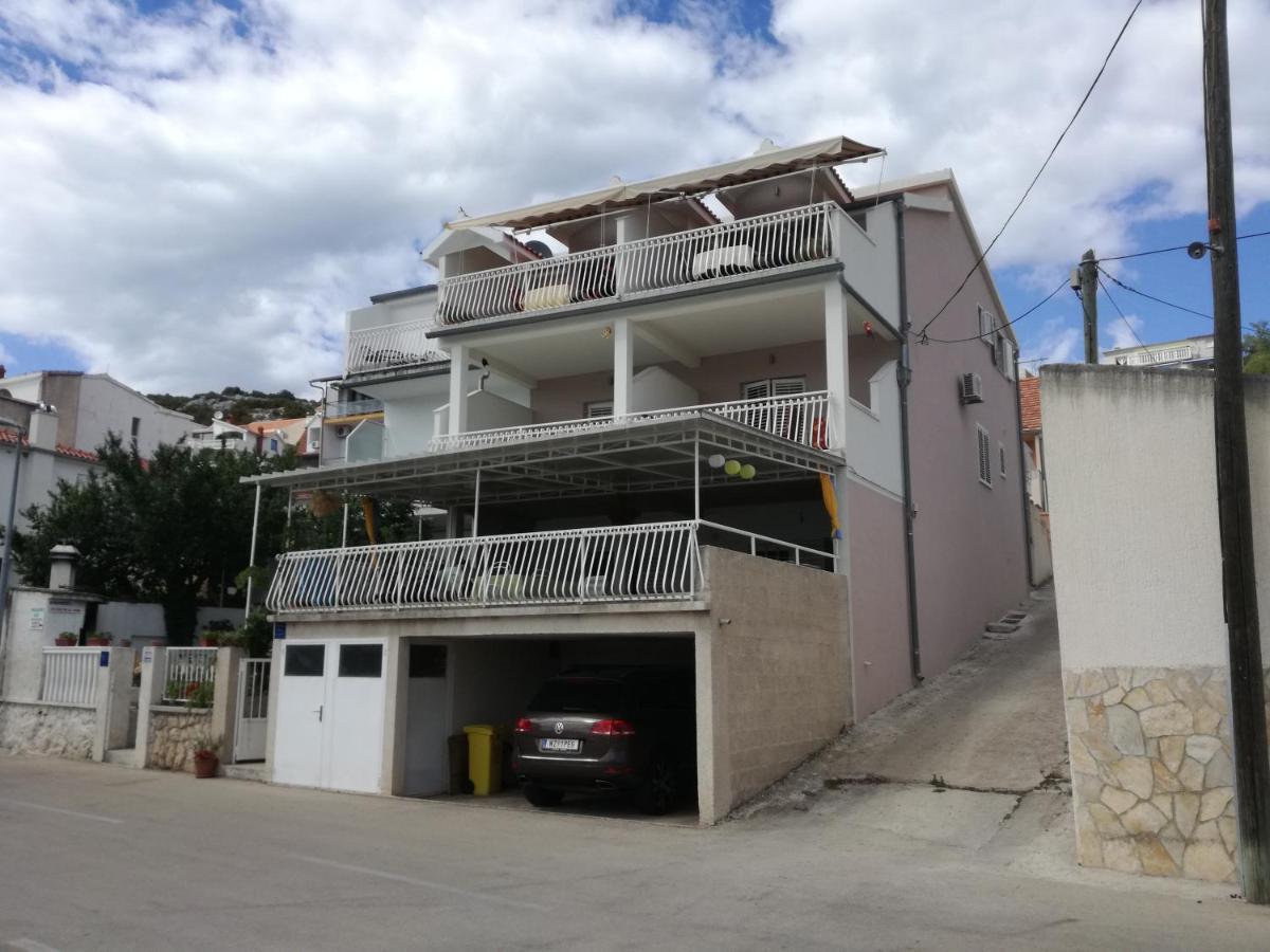 Apartments Nera Тисно Екстер'єр фото